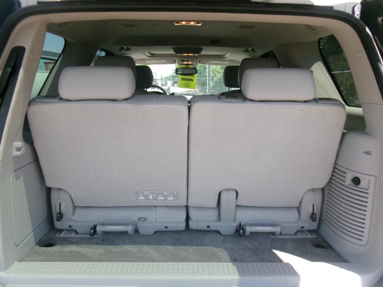 GMC Yukon SLT1 2WD 2011