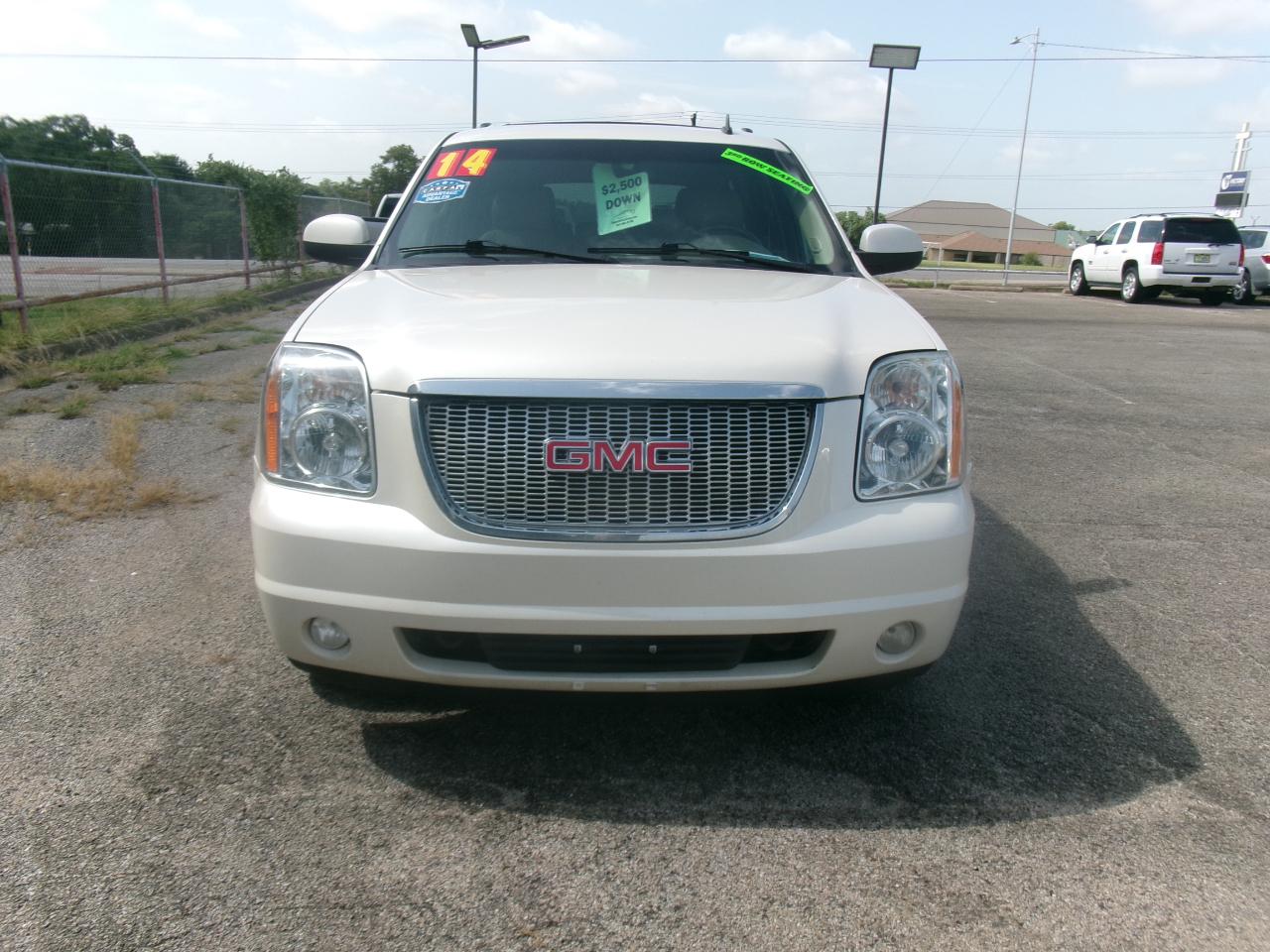 GMC Yukon XL SLT 2WD 2014