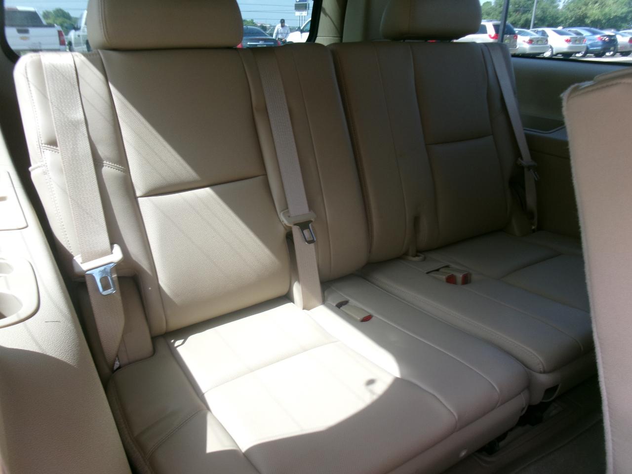 GMC Yukon XL SLT 2WD 2014