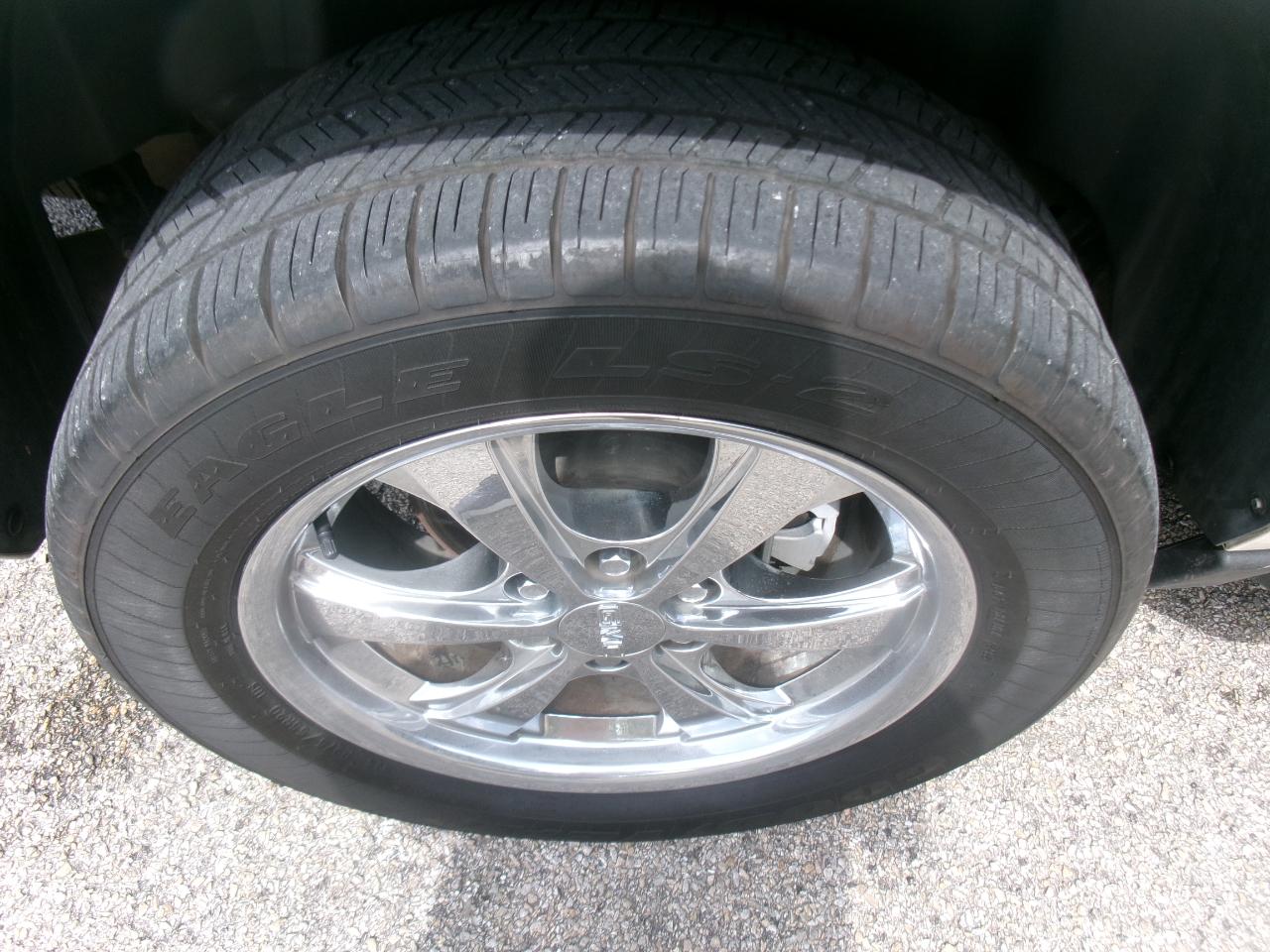 GMC Yukon XL SLT 2WD 2014