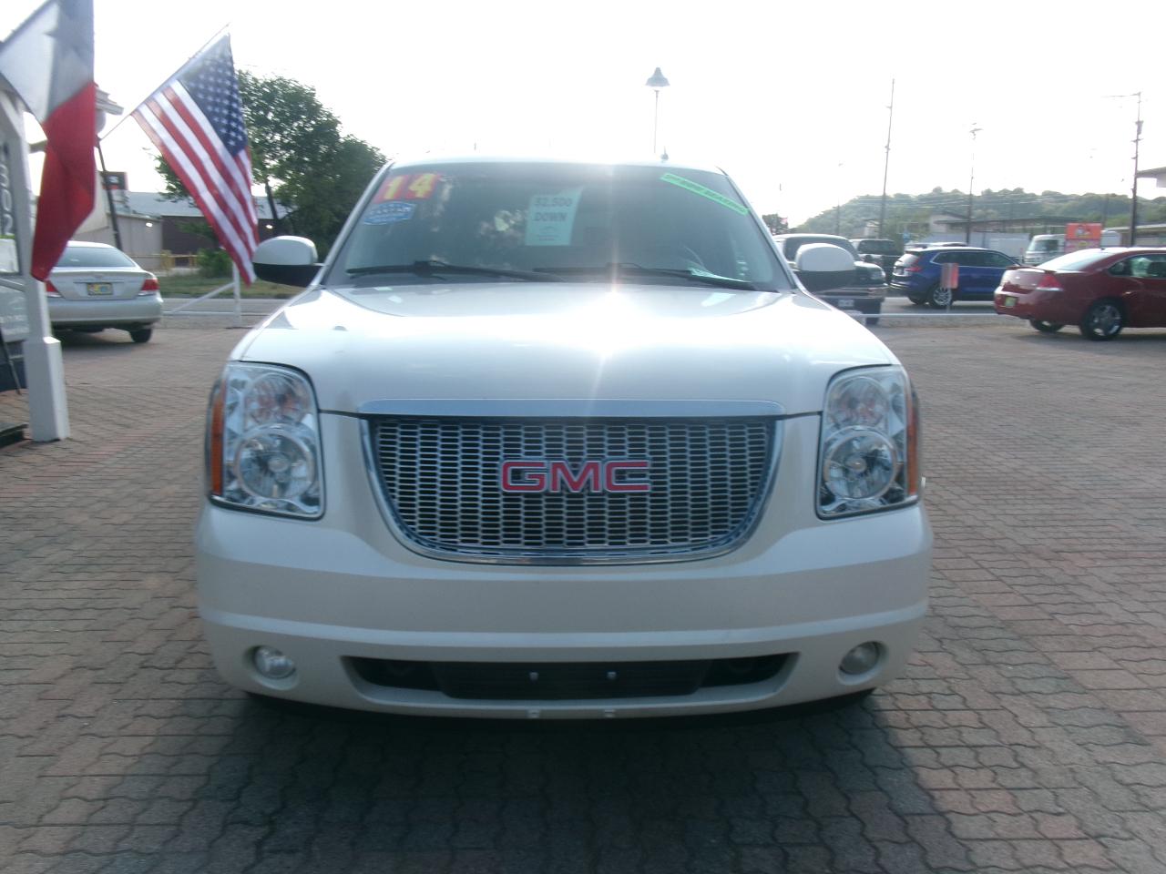 GMC Yukon XL SLT 2WD 2014