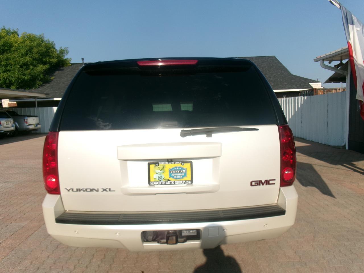 GMC Yukon XL SLT 2WD 2014