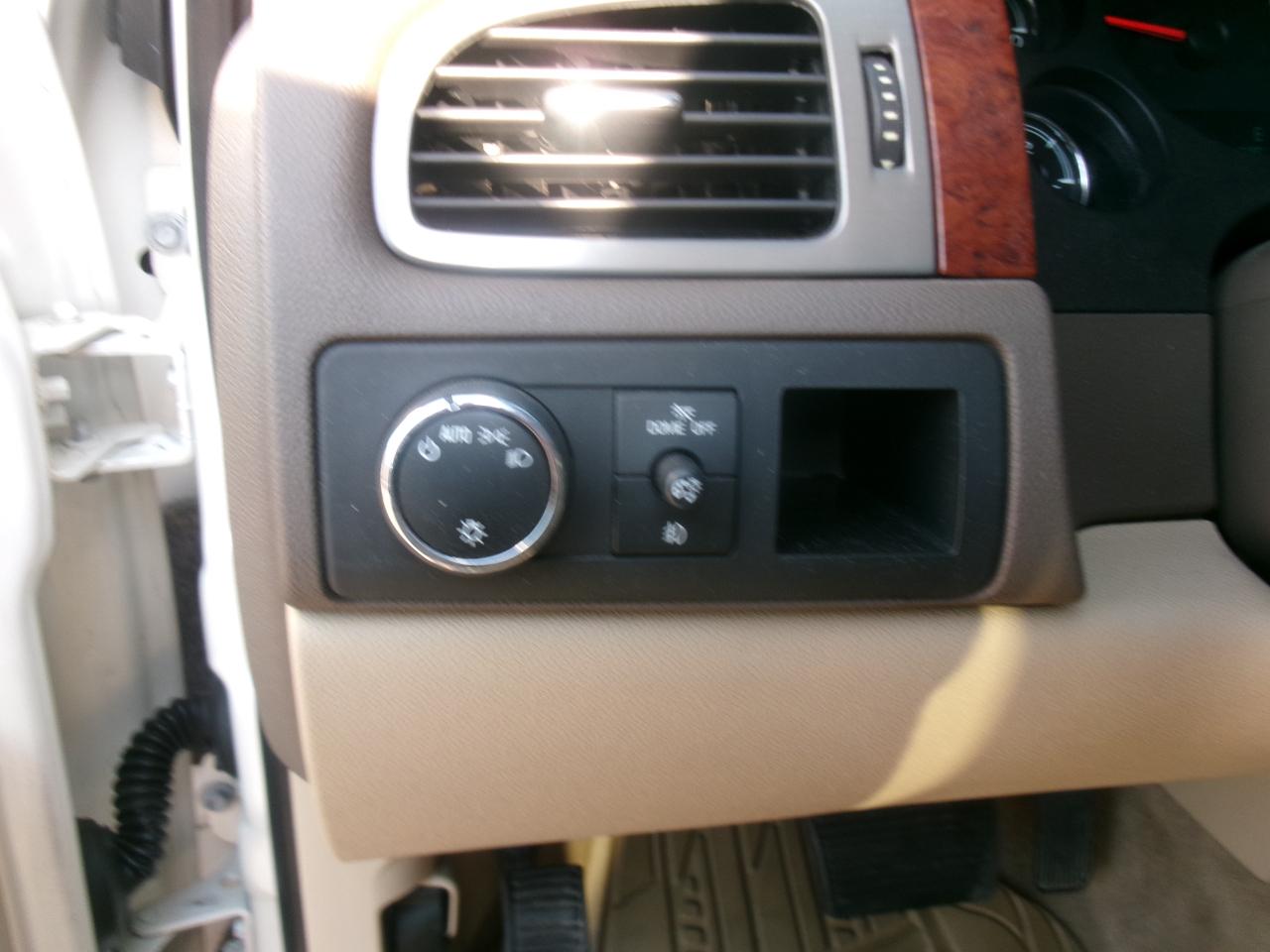 GMC Yukon XL SLT 2WD 2014