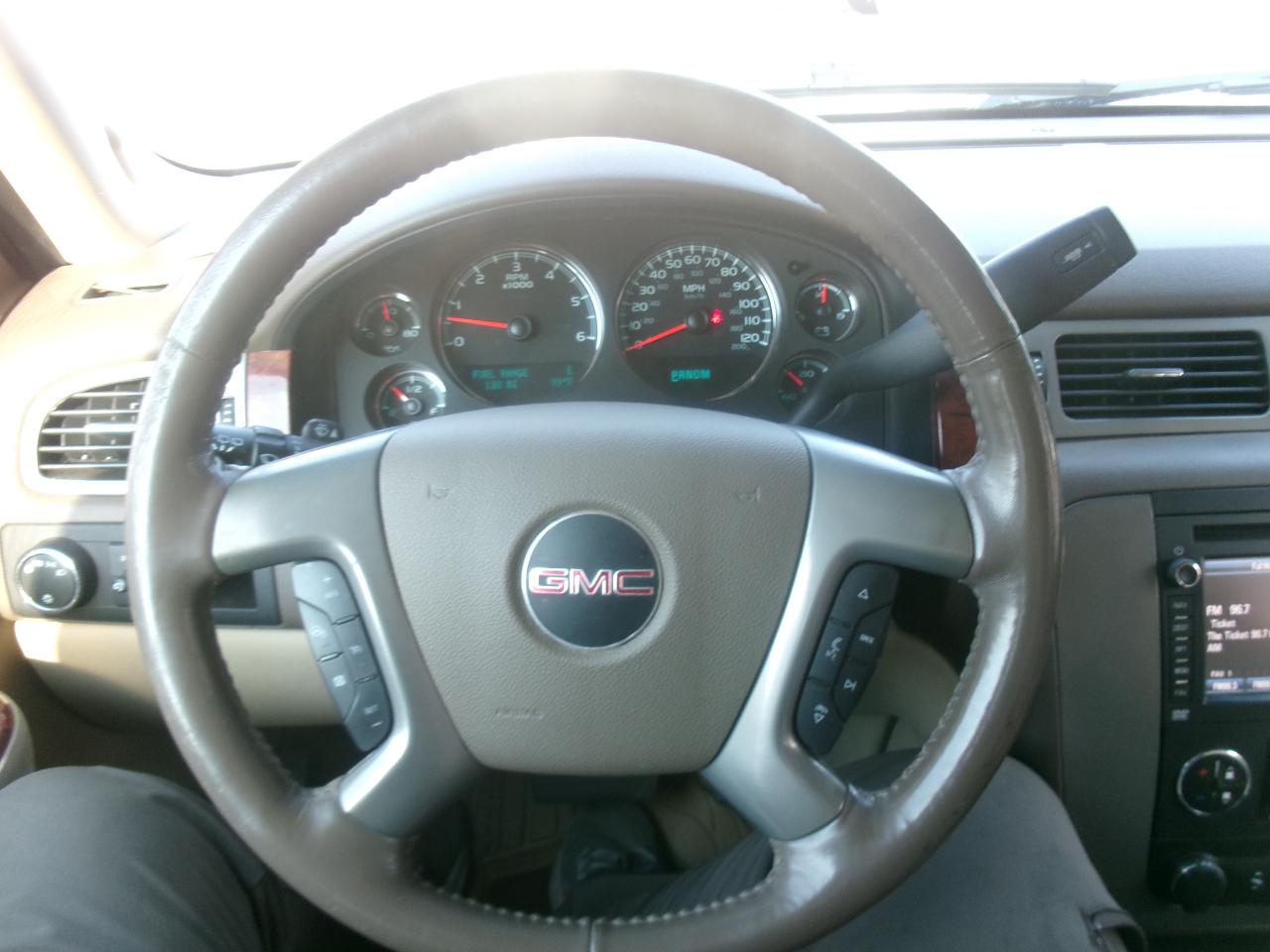 GMC Yukon XL SLT 2WD 2014