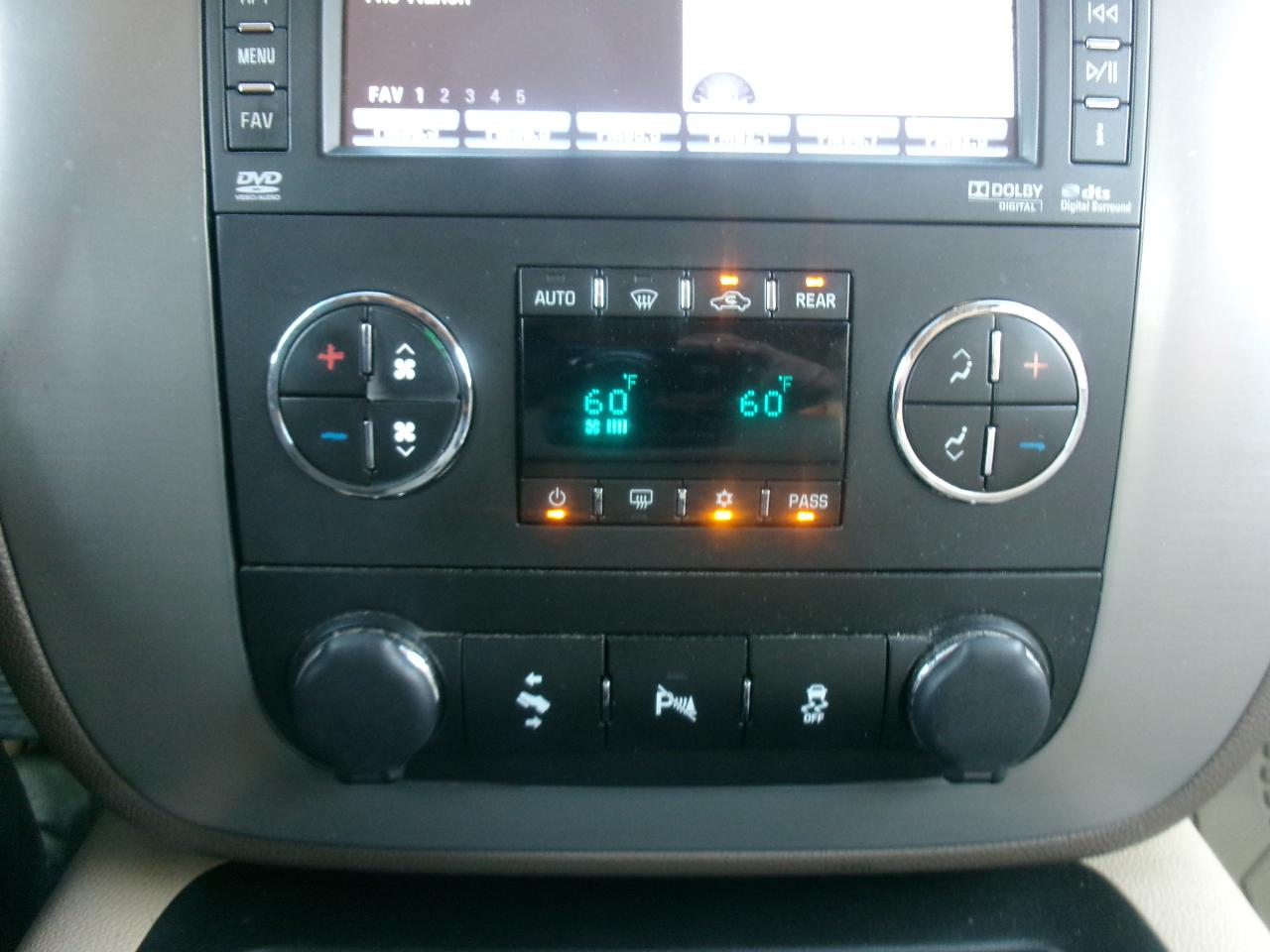 GMC Yukon XL SLT 2WD 2014