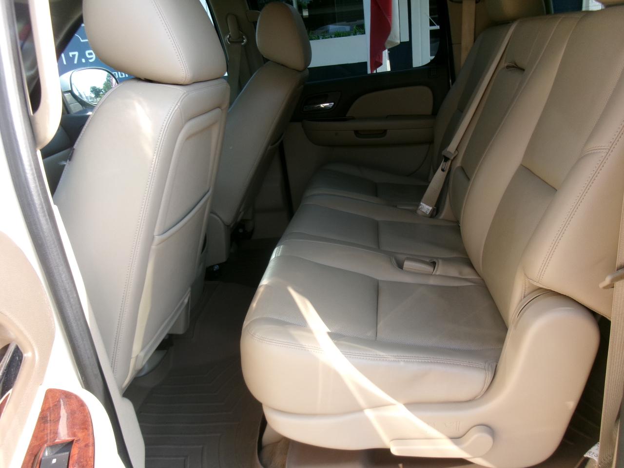 GMC Yukon XL SLT 2WD 2014