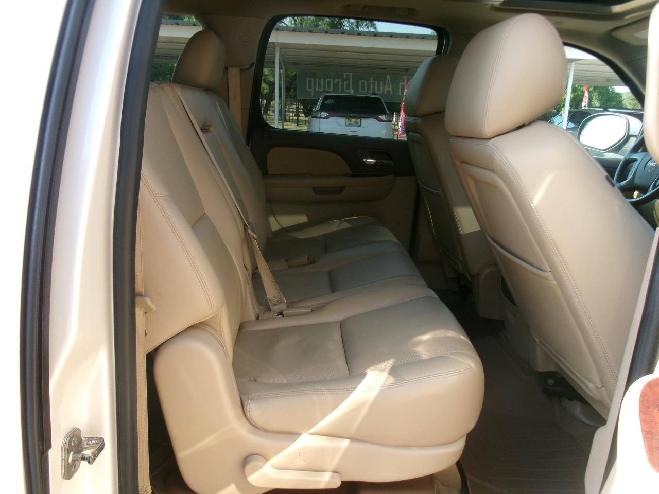 GMC Yukon XL SLT 2WD 2014