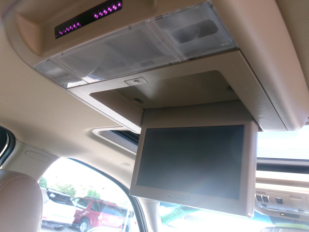 GMC Yukon XL SLT 2WD 2014