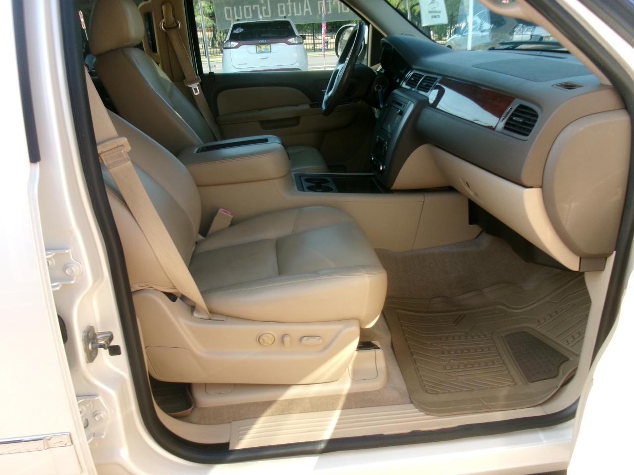 GMC Yukon XL SLT 2WD 2014