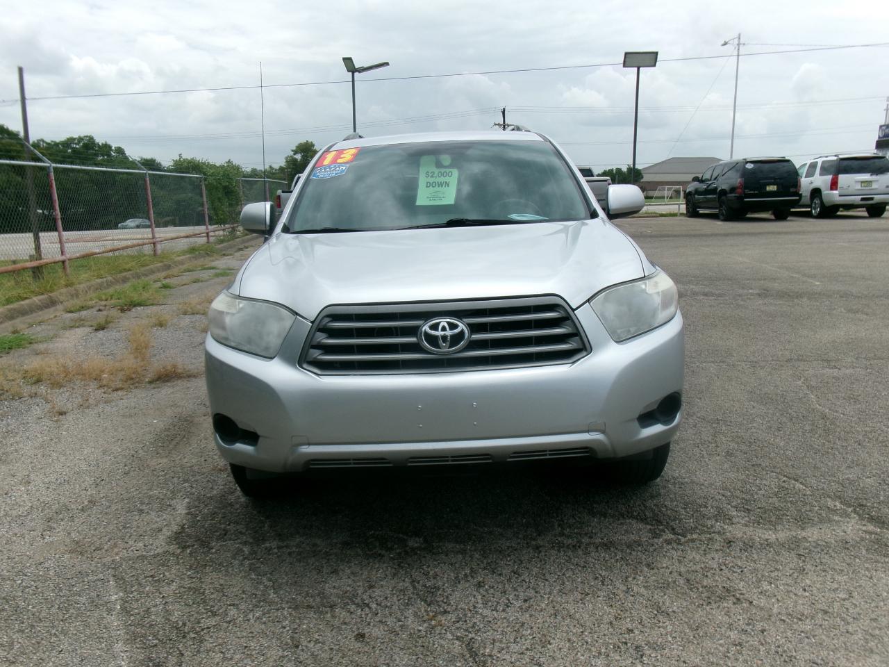 Toyota Highlander 2WD 2010