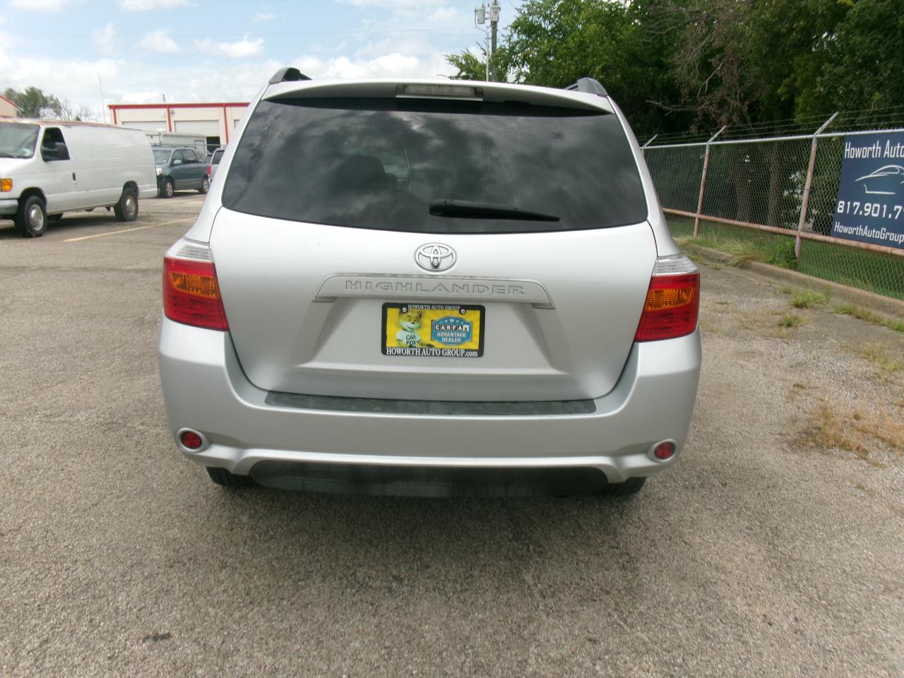 Toyota Highlander 2WD 2010