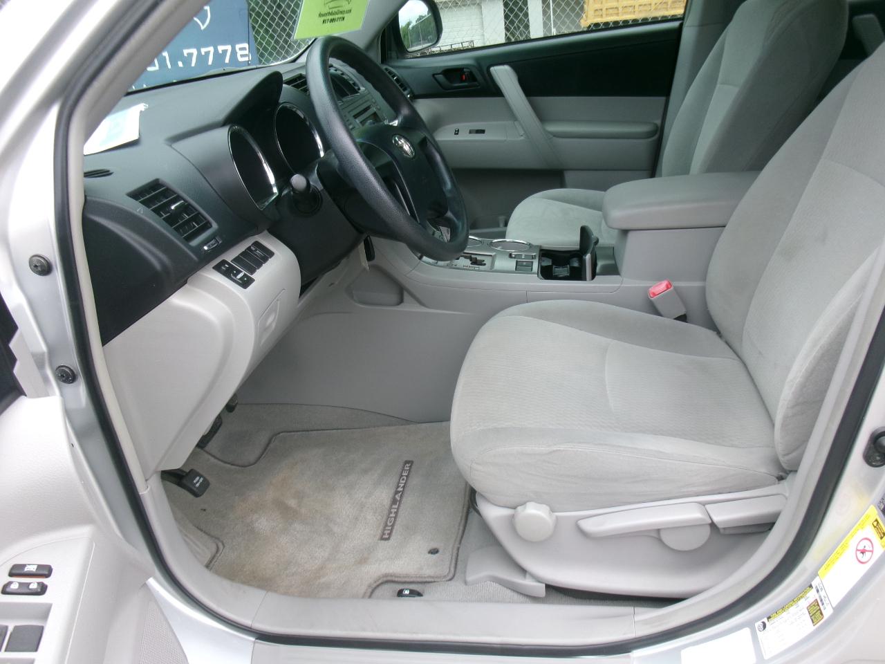 Toyota Highlander 2WD 2010