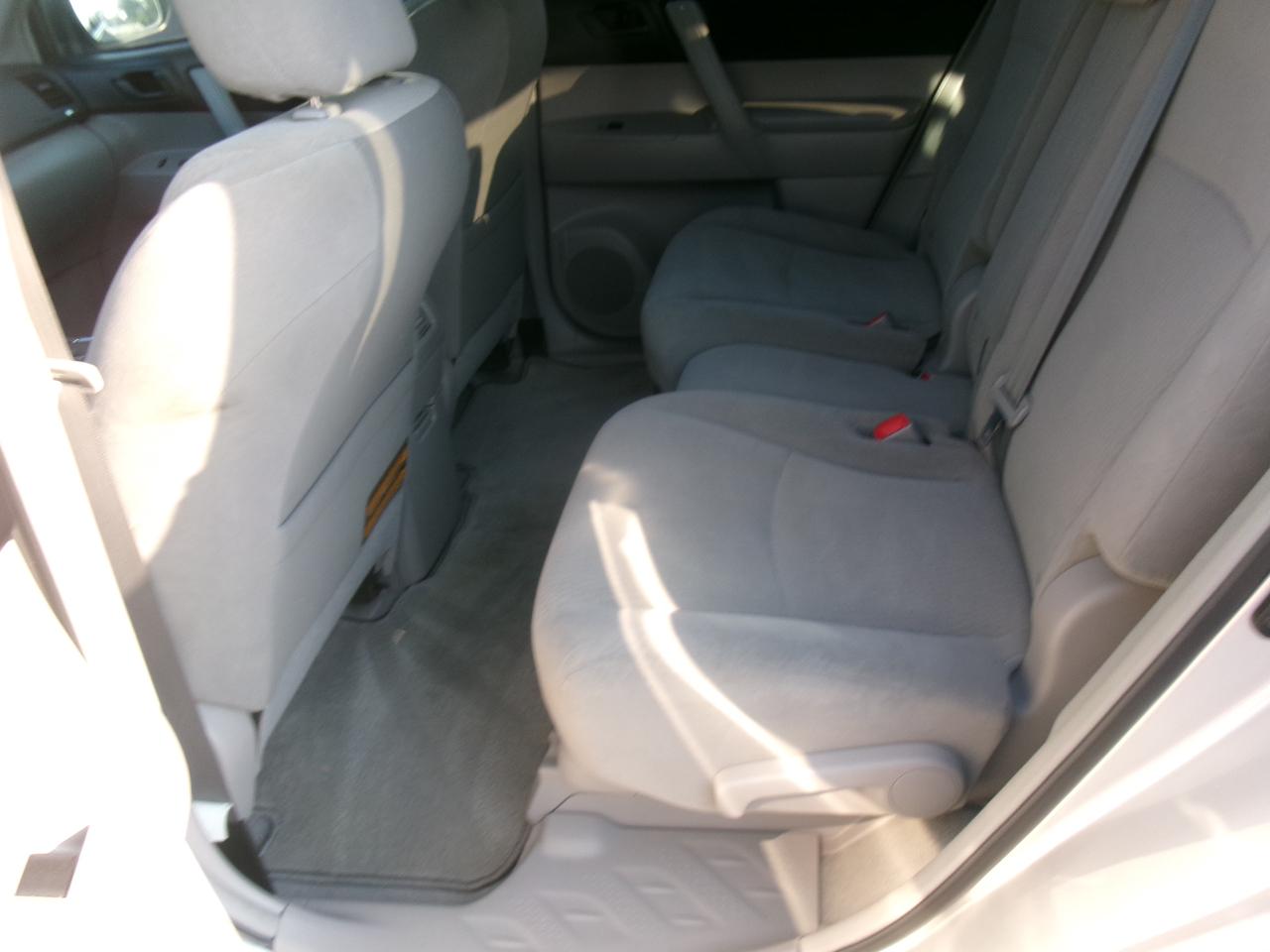 Toyota Highlander 2WD 2010