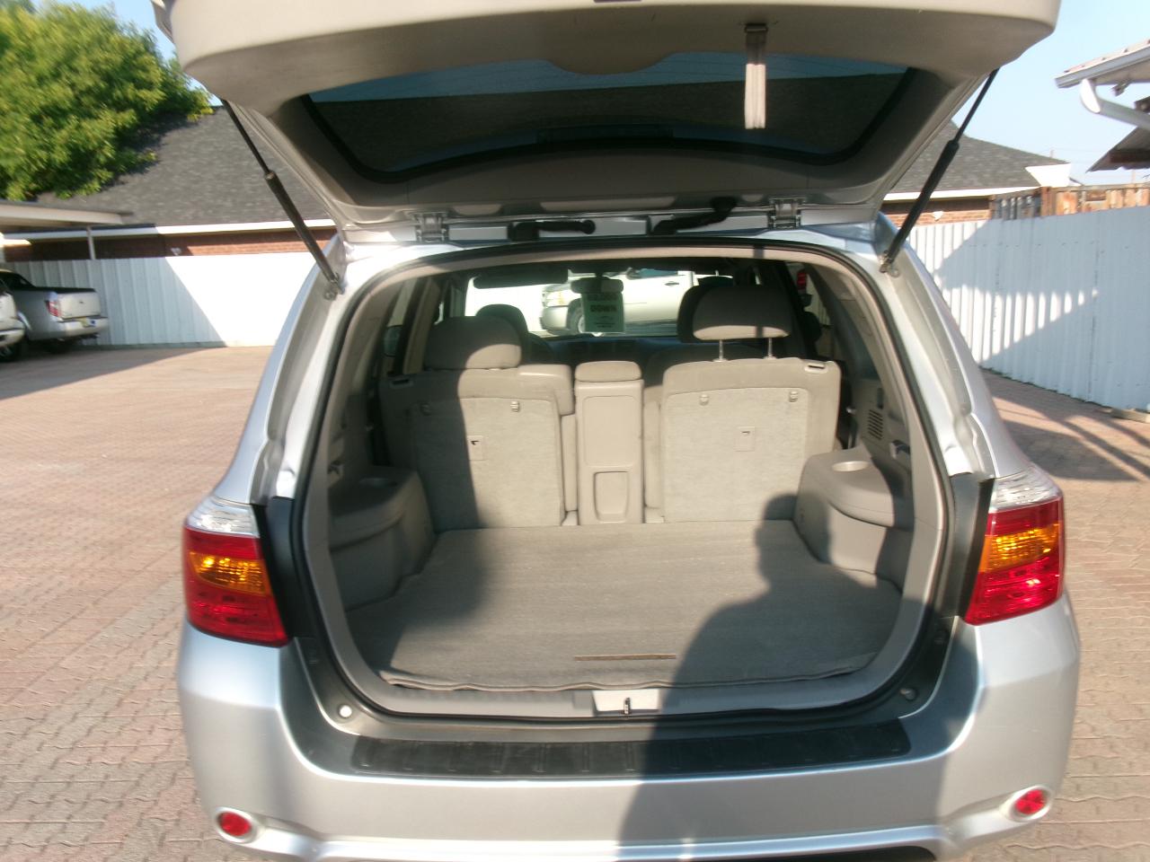 Toyota Highlander 2WD 2010
