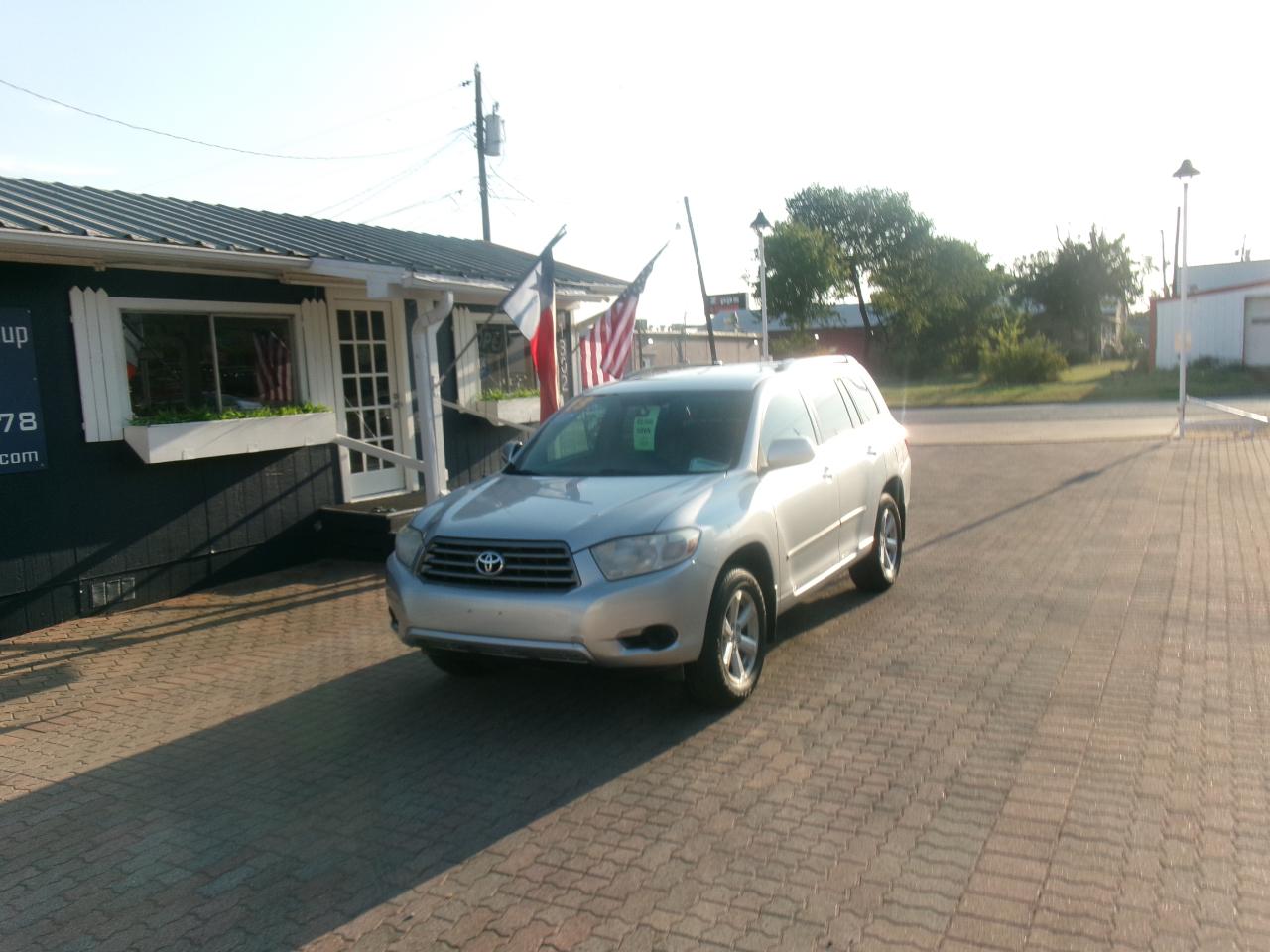 Toyota Highlander 2WD 2010