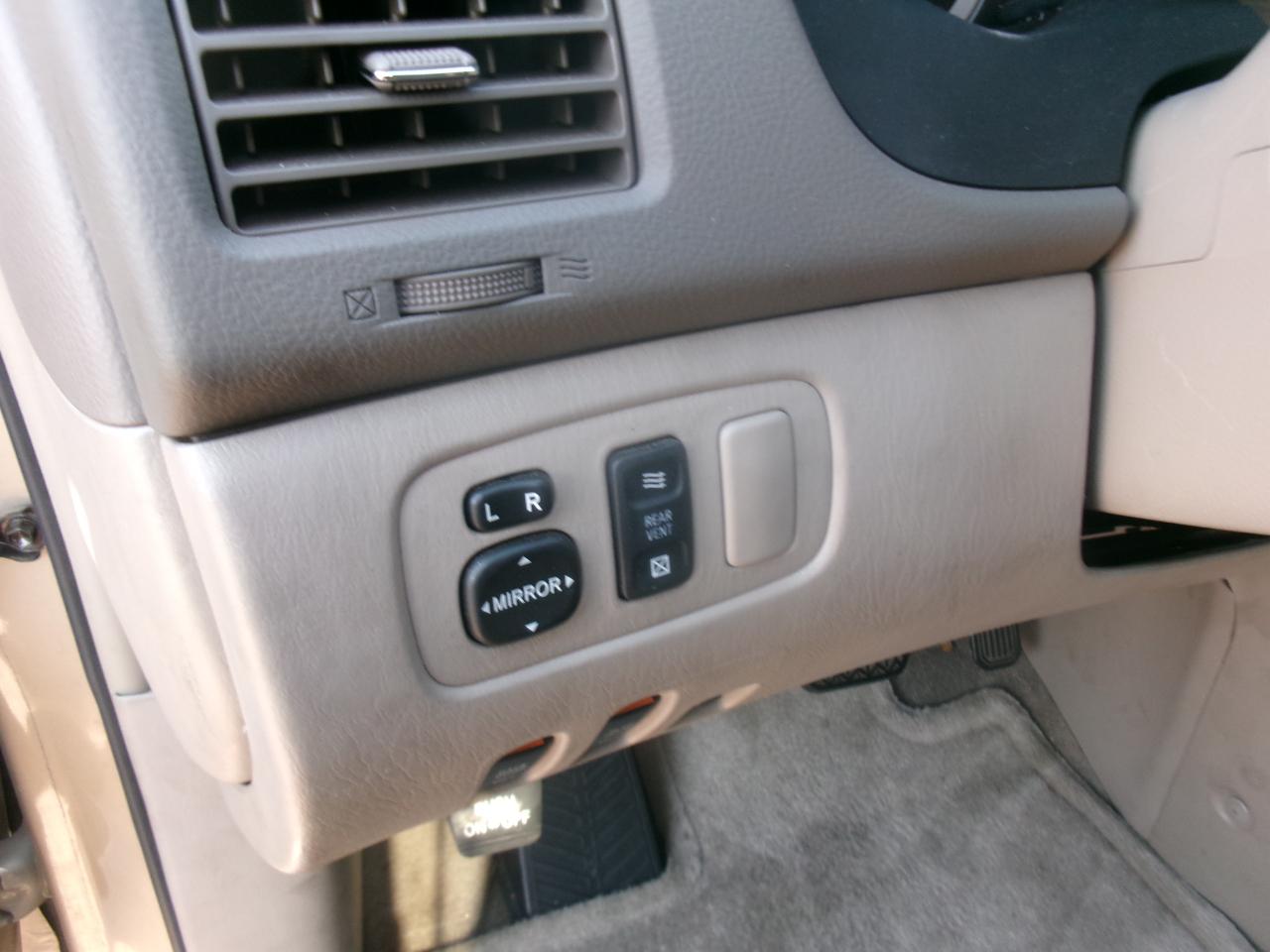 Toyota Sienna XLE 2005