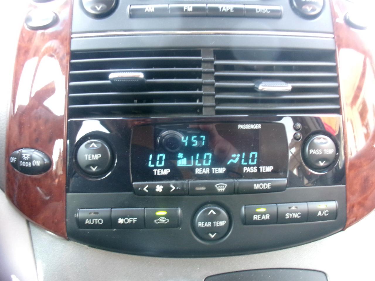Toyota Sienna XLE 2005