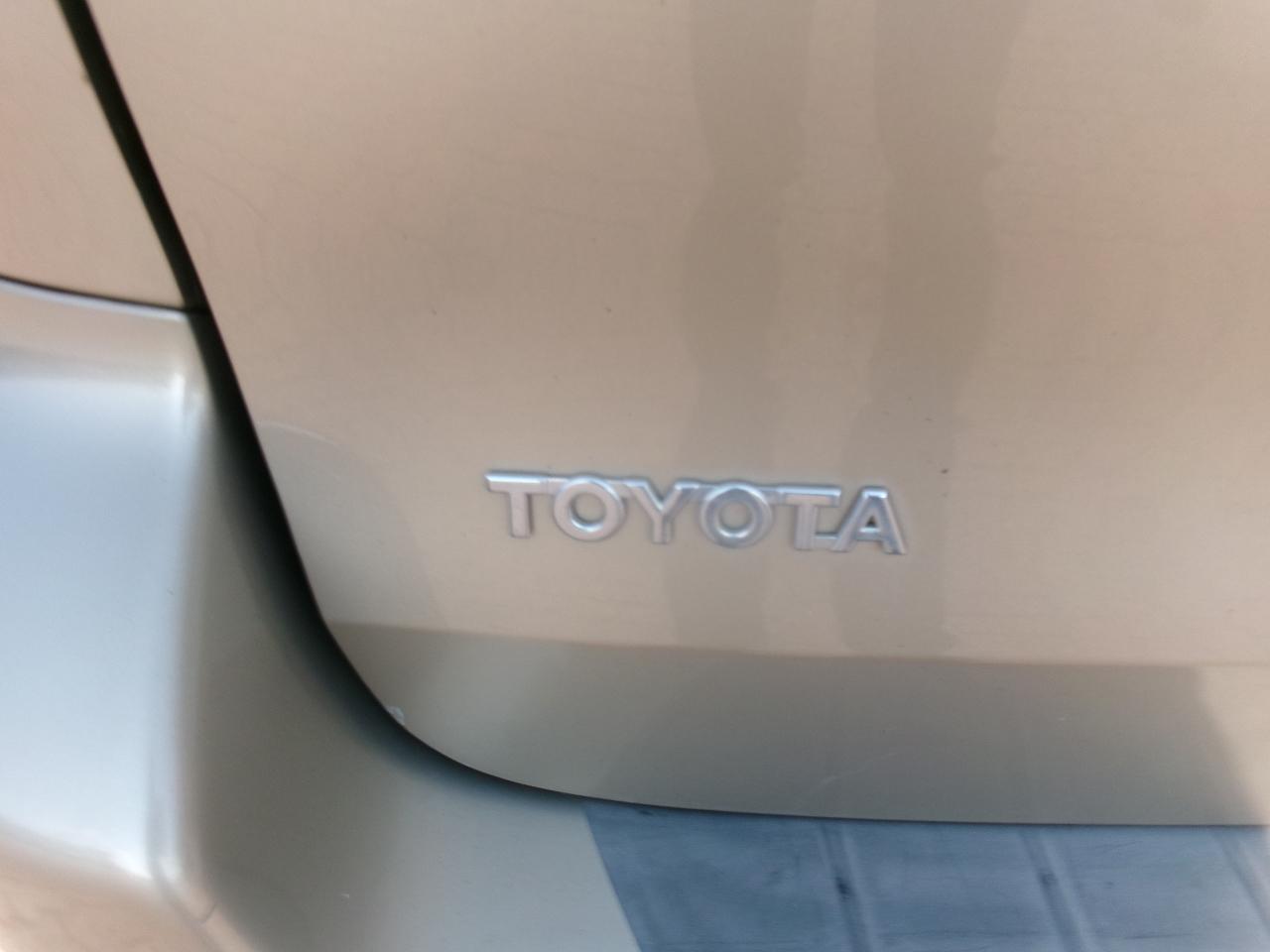 Toyota Sienna XLE 2005