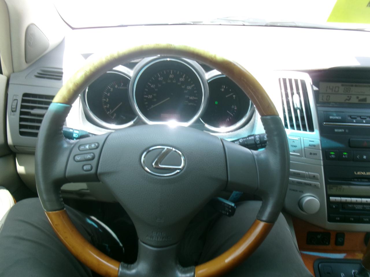 Lexus RX 330 FWD 2005