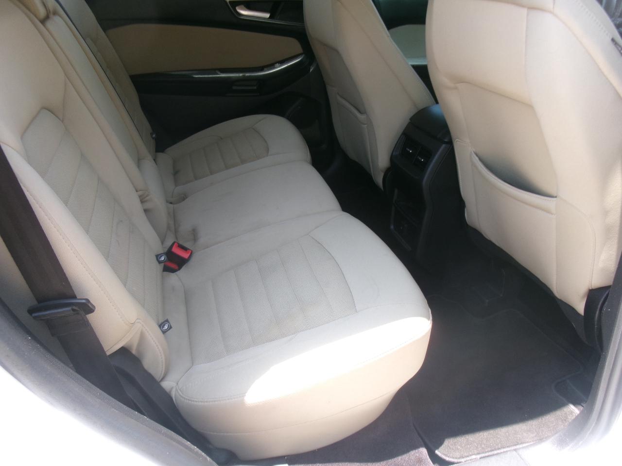 Ford Edge SE FWD 2015