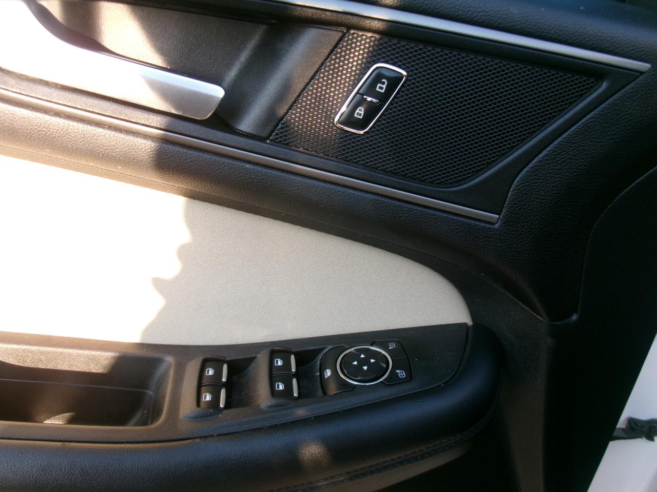 Ford Edge SE FWD 2015