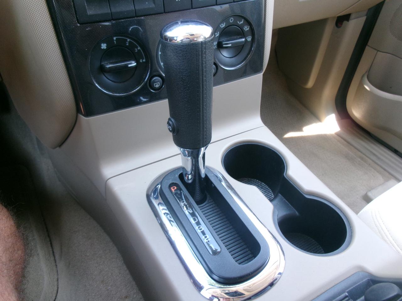 Ford Explorer XLT 4.0L 4WD 2008