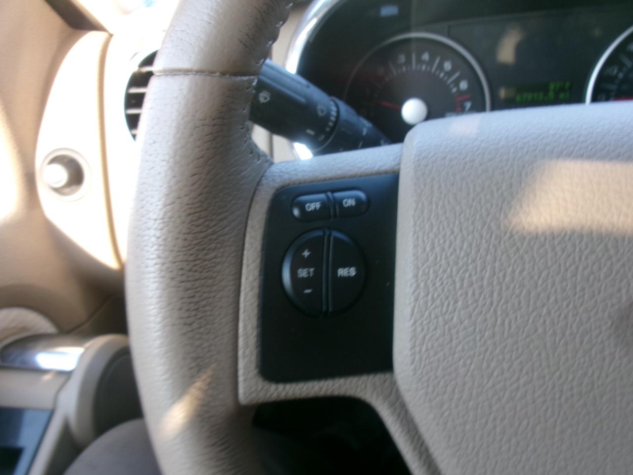 Ford Explorer XLT 4.0L 4WD 2008