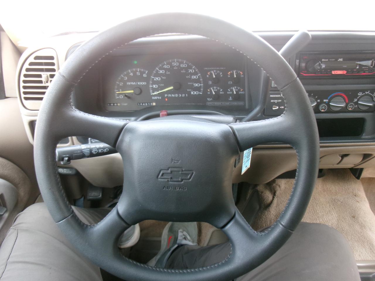 Chevrolet C/K 1500 Ext. Cab 6.5-ft. Bed 4WD 1998