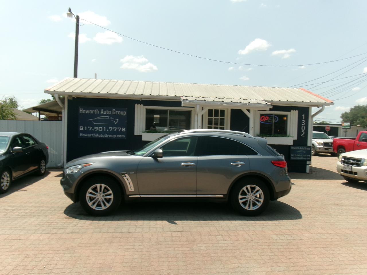 Infiniti QX70 Base AWD 2017
