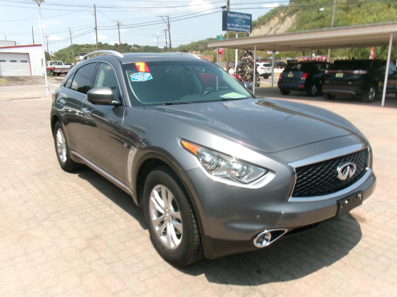 Infiniti QX70 Base AWD 2017