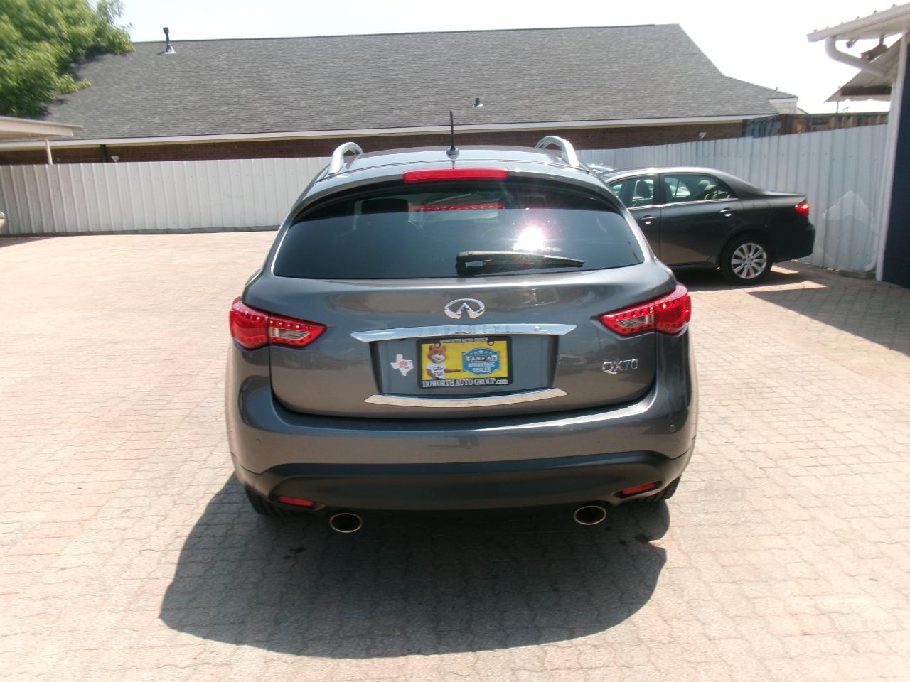 Infiniti QX70 Base AWD 2017