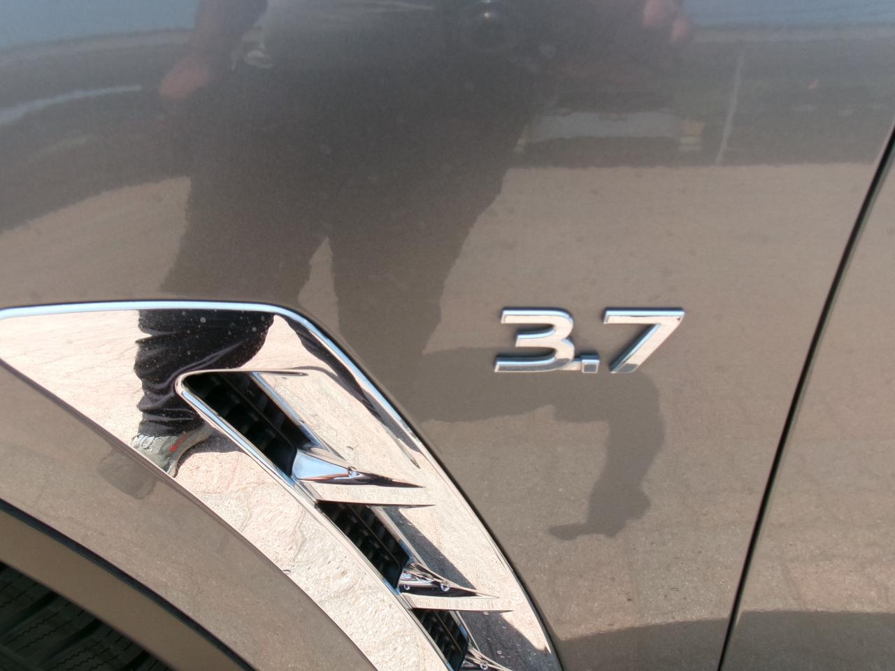 Infiniti QX70 Base AWD 2017