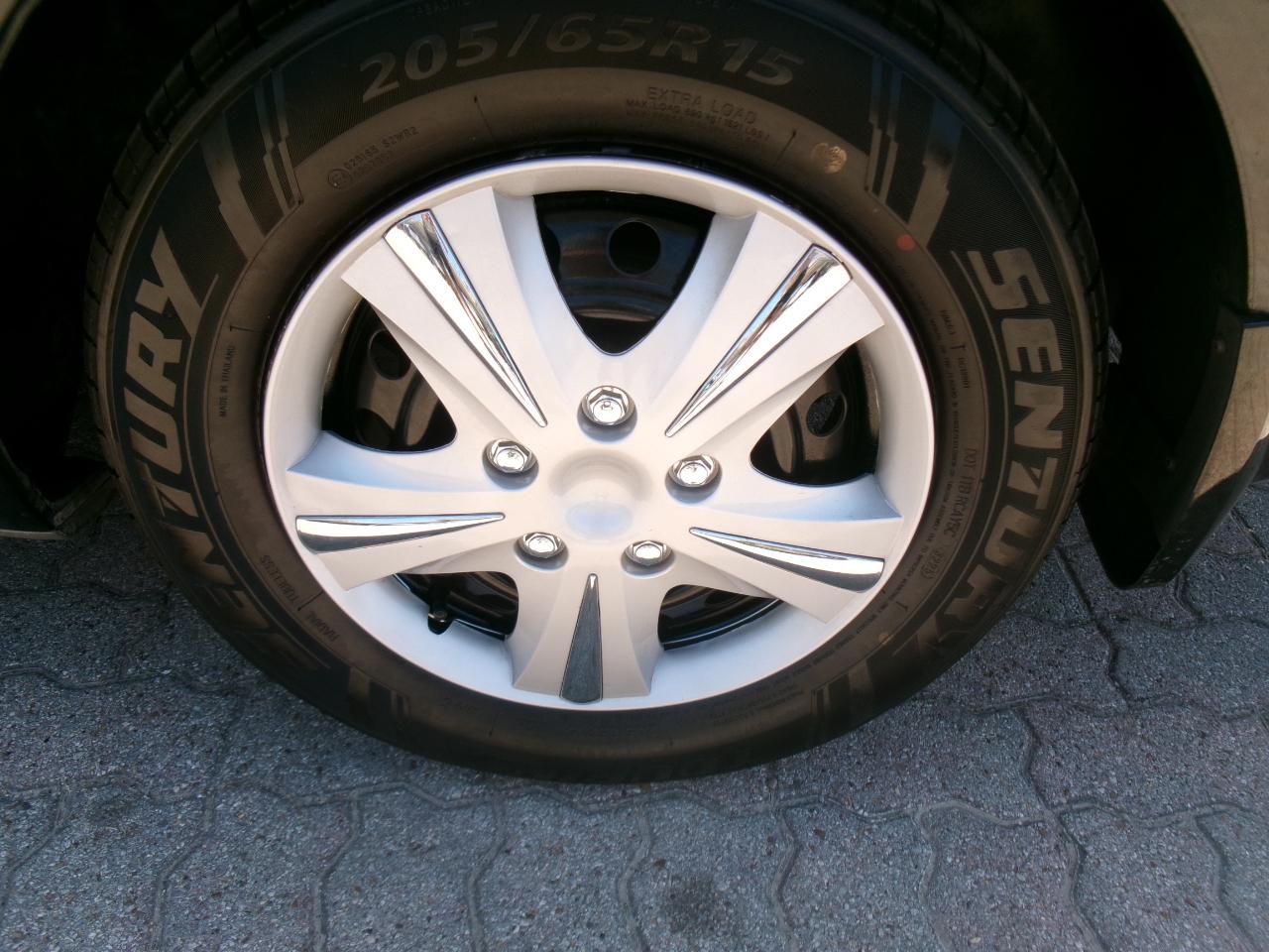Toyota Camry LE 2006