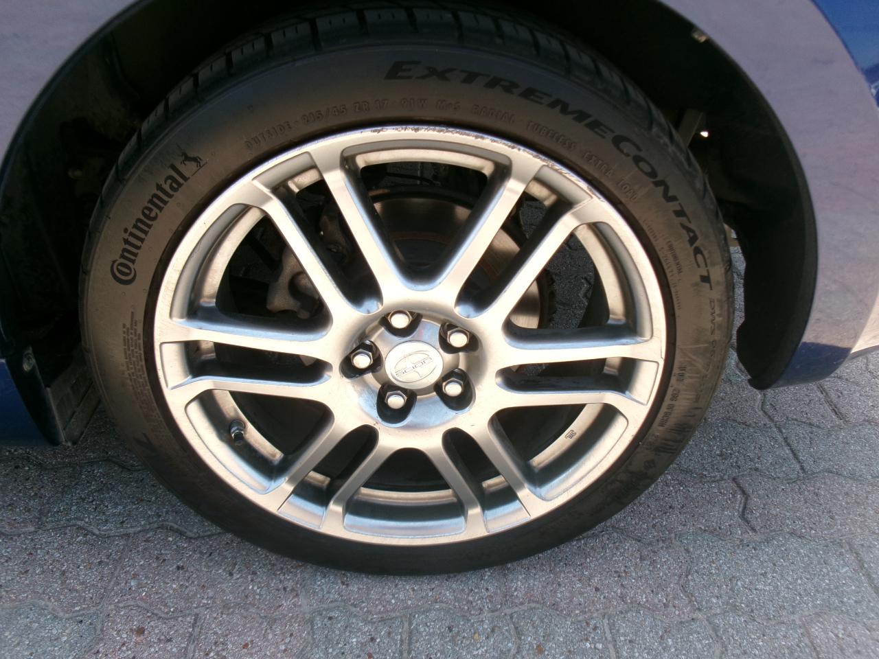 Scion tC Sport Coupe 2009