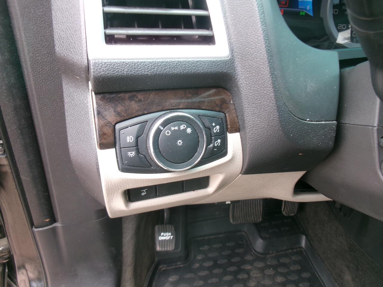 Ford Explorer Limited FWD 2015