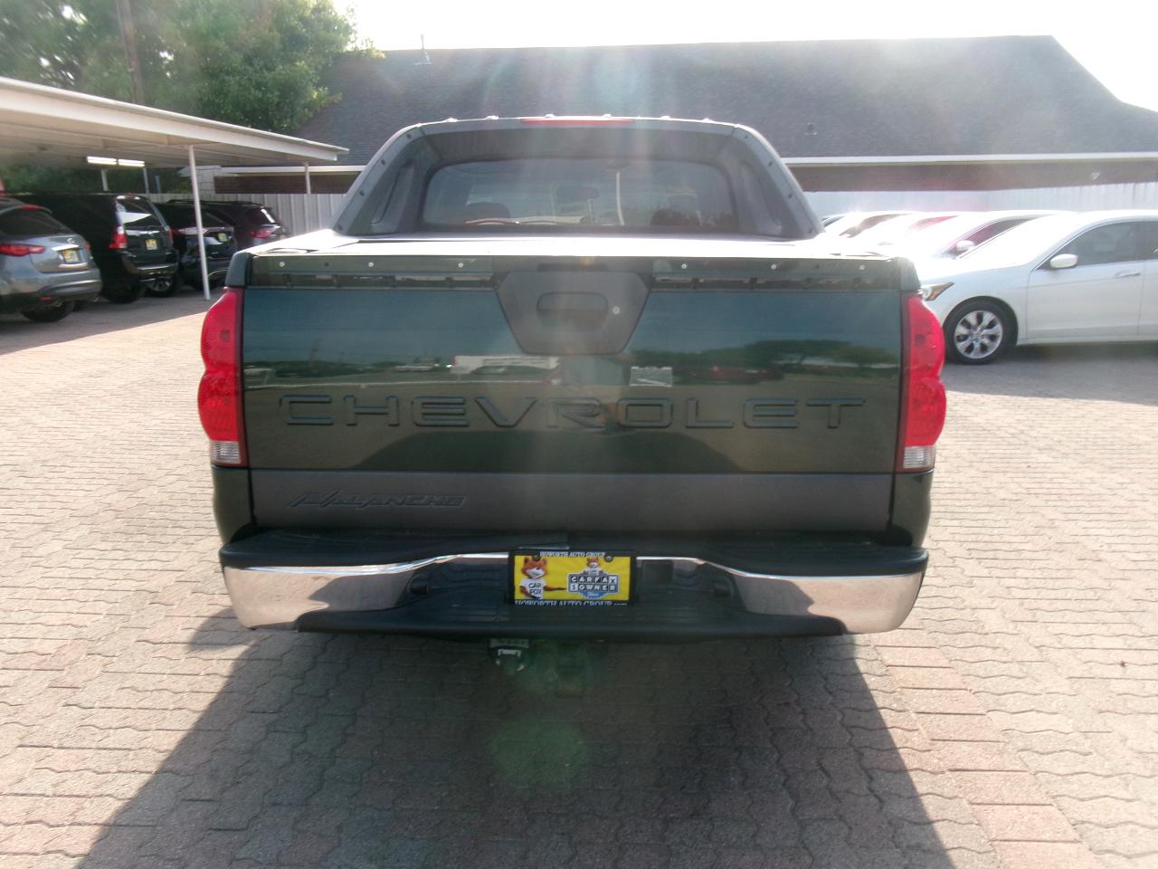 Chevrolet Avalanche 1500 2WD 2003
