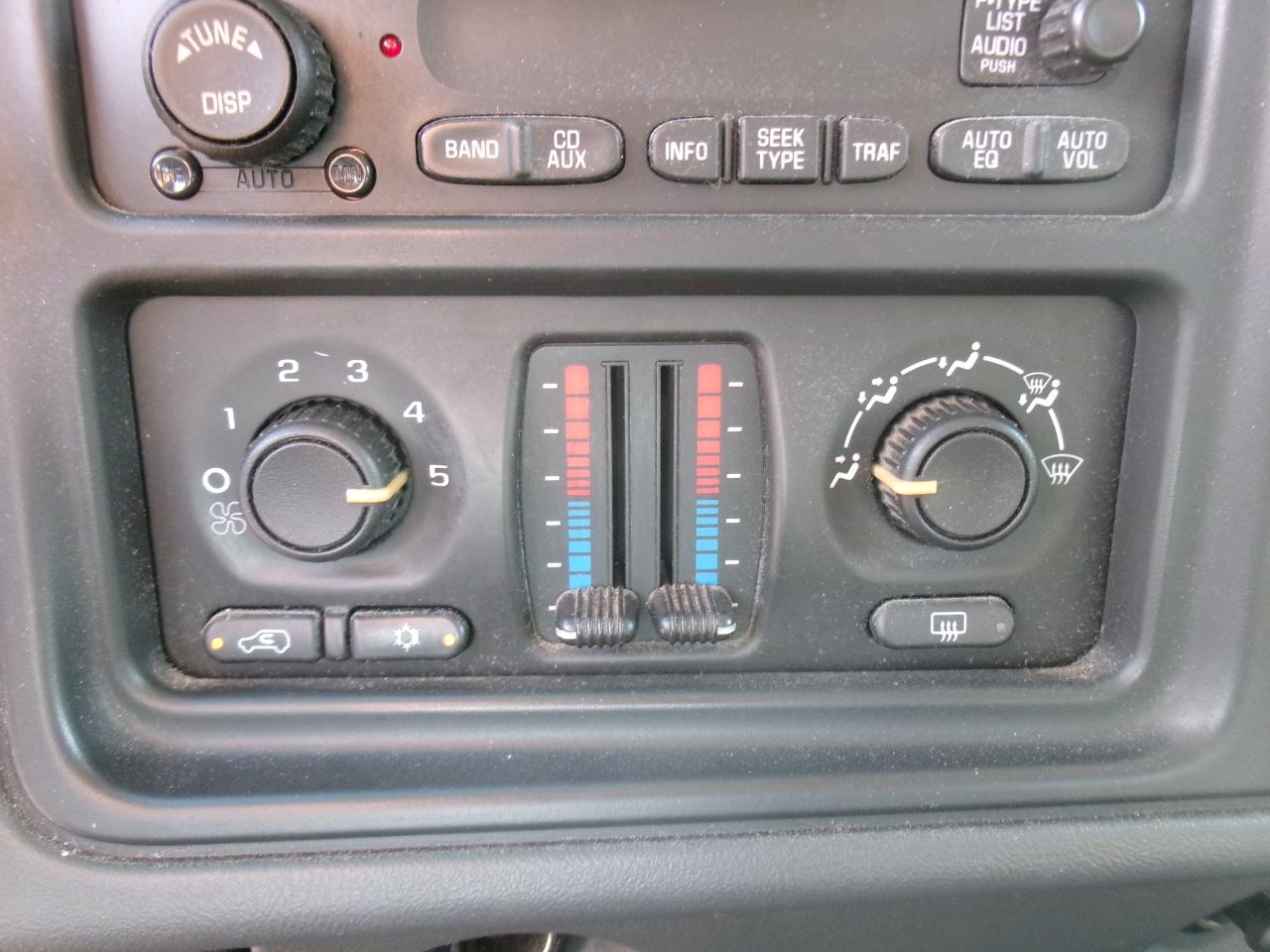 Chevrolet Avalanche 1500 2WD 2003