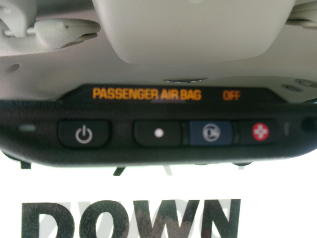 GMC Yukon Denali Base 2004