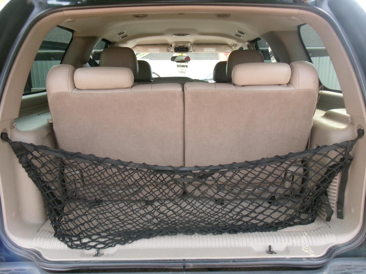 GMC Yukon Denali Base 2004