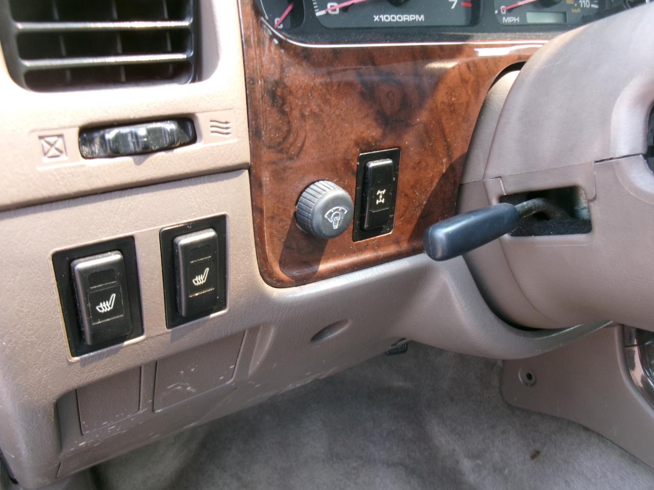 Toyota 4Runner Limited 4WD 2001