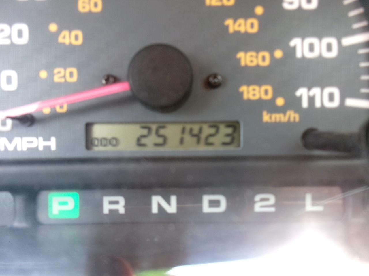 Toyota 4Runner Limited 4WD 2001