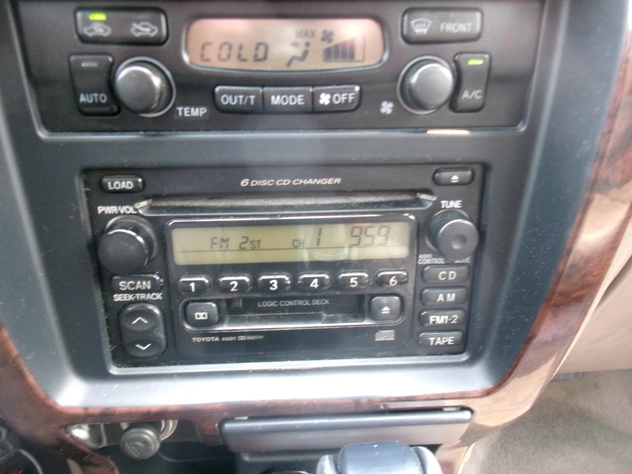 Toyota 4Runner Limited 4WD 2001