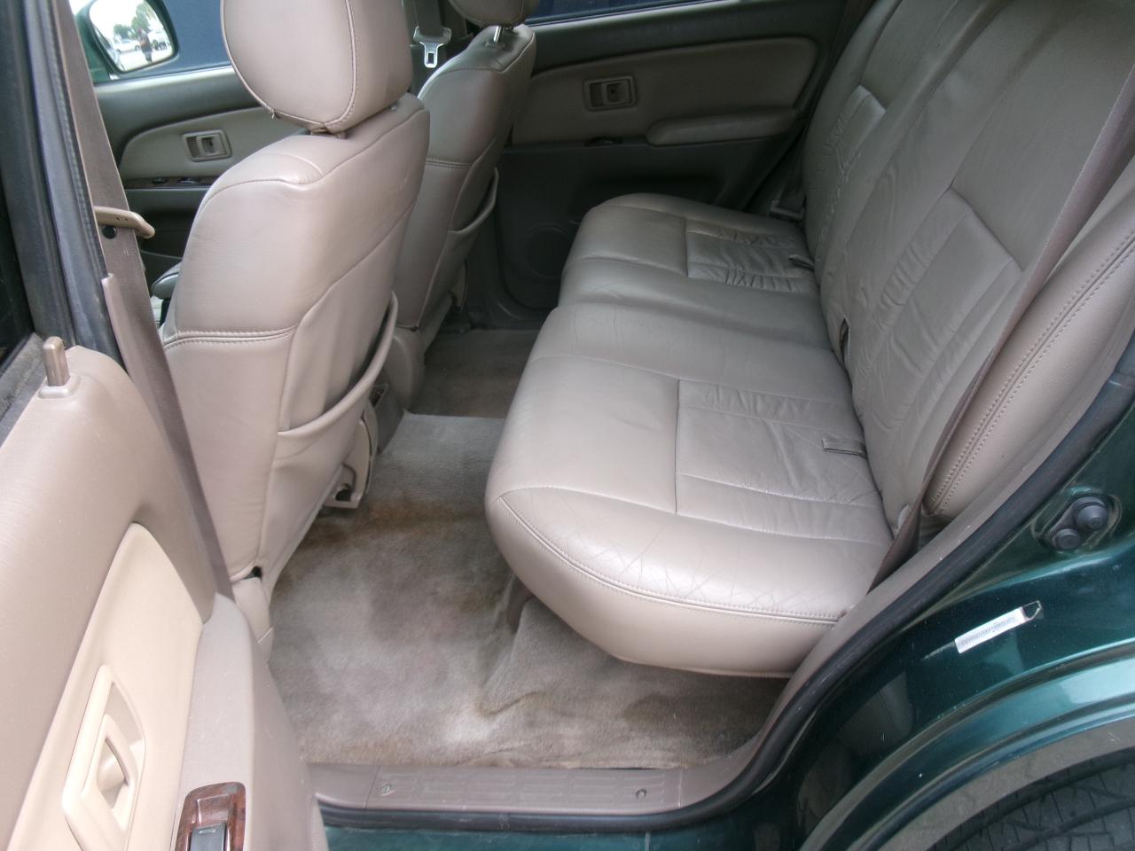Toyota 4Runner Limited 4WD 2001