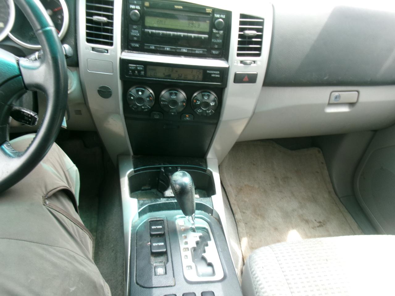 Toyota 4Runner SR5 2WD 2009