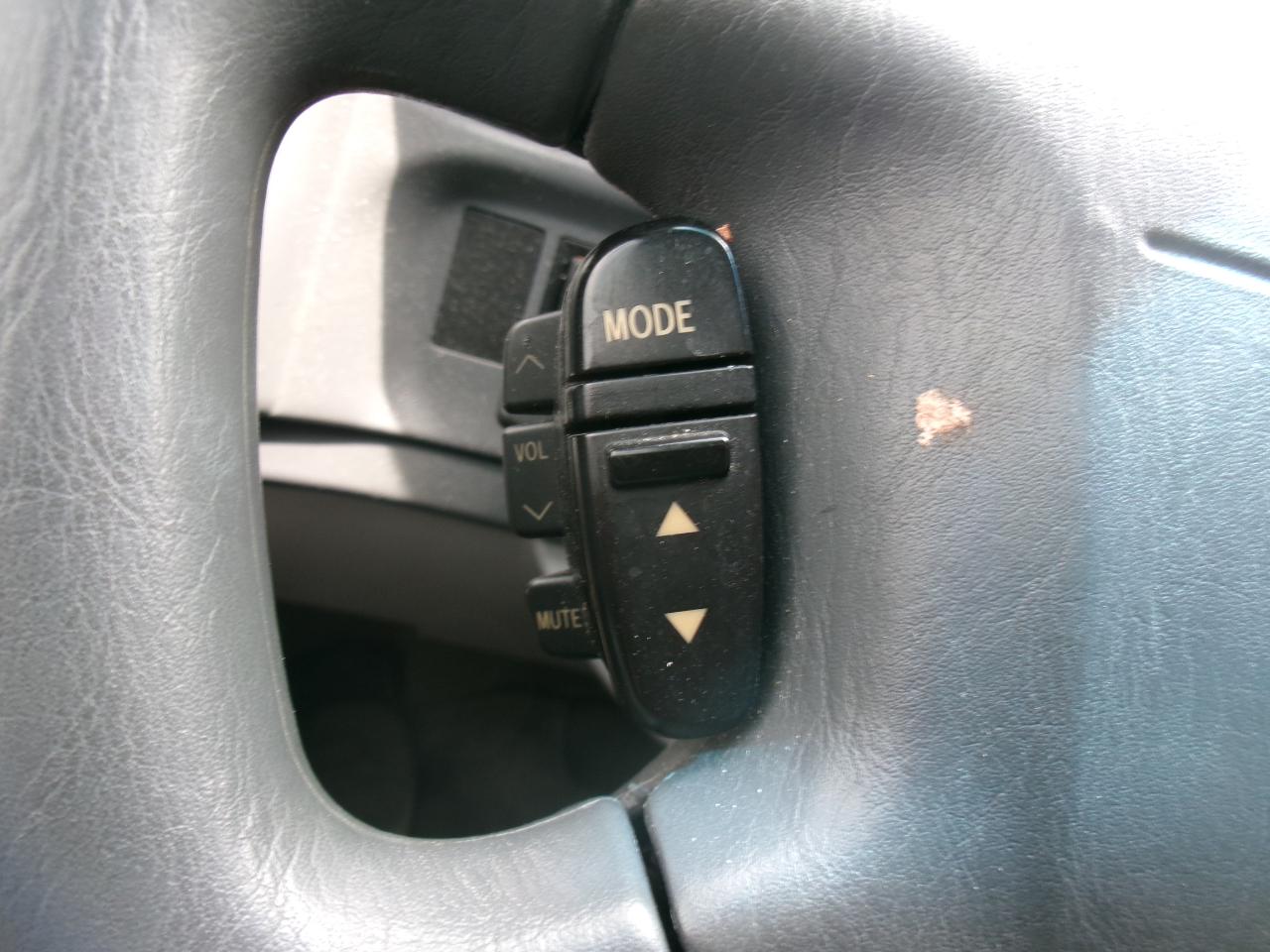 Toyota Sienna LE 2003