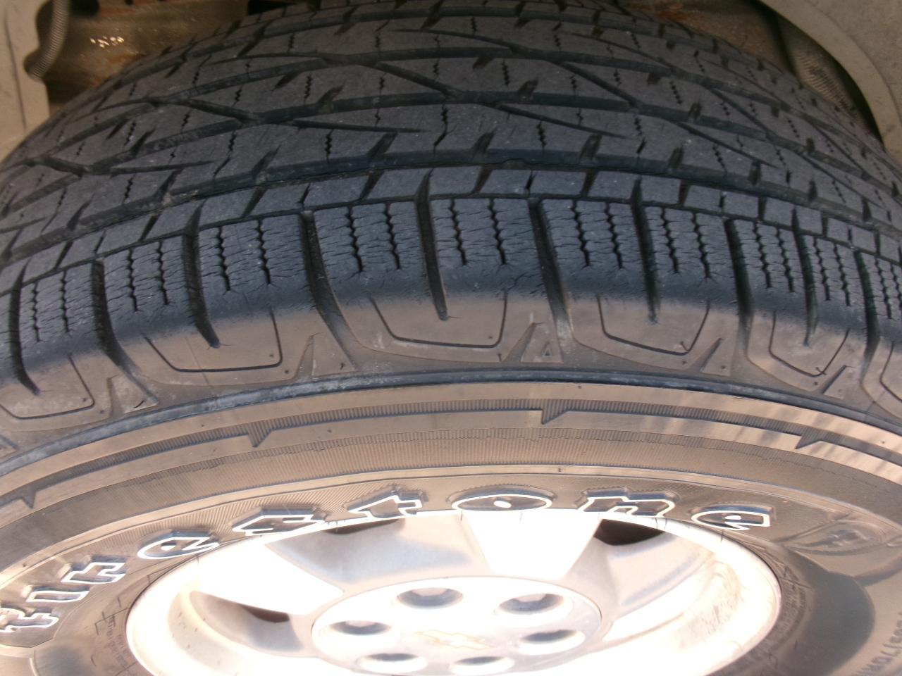 Chevrolet Tahoe 2WD 2002