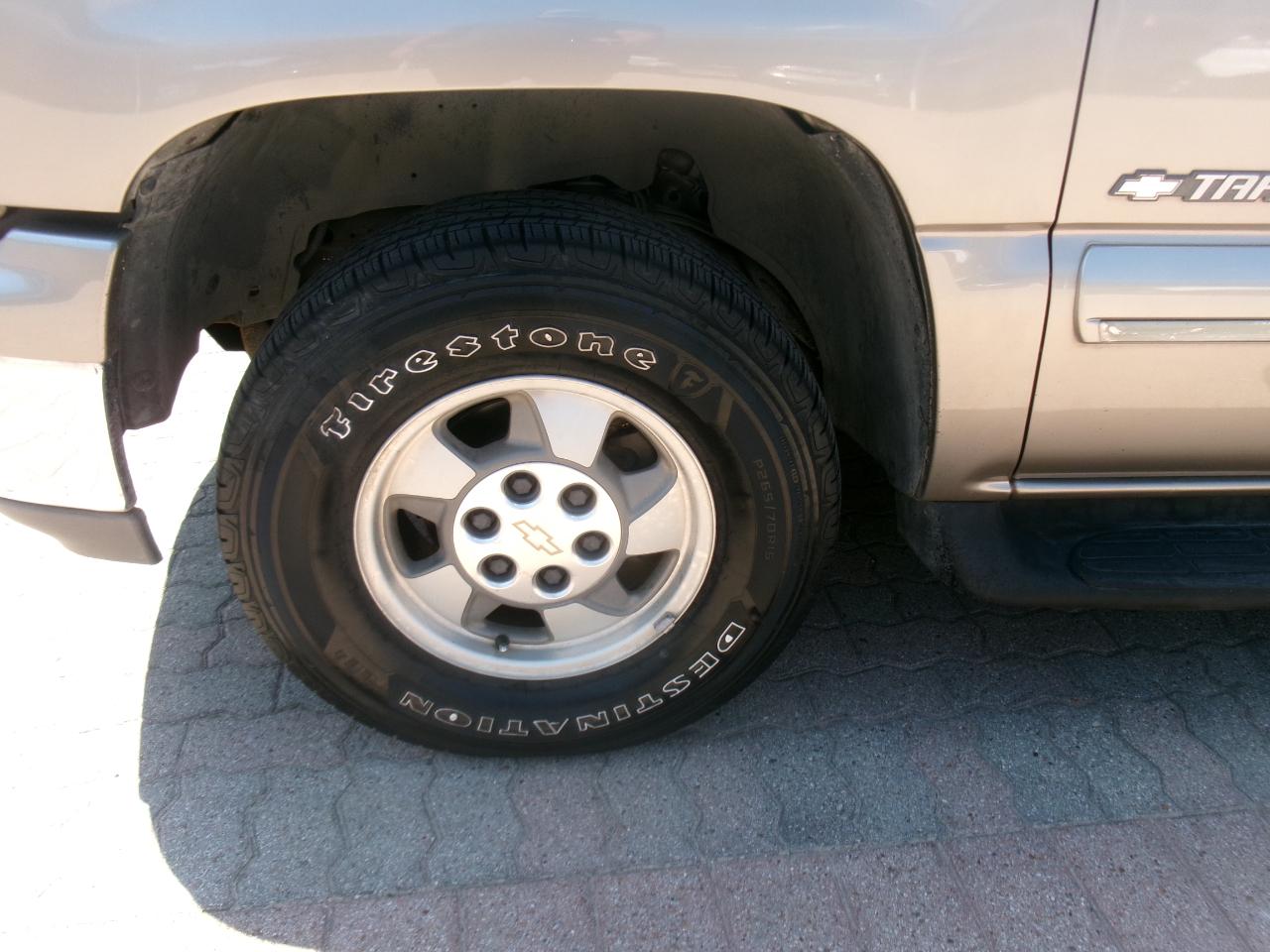 Chevrolet Tahoe 2WD 2002