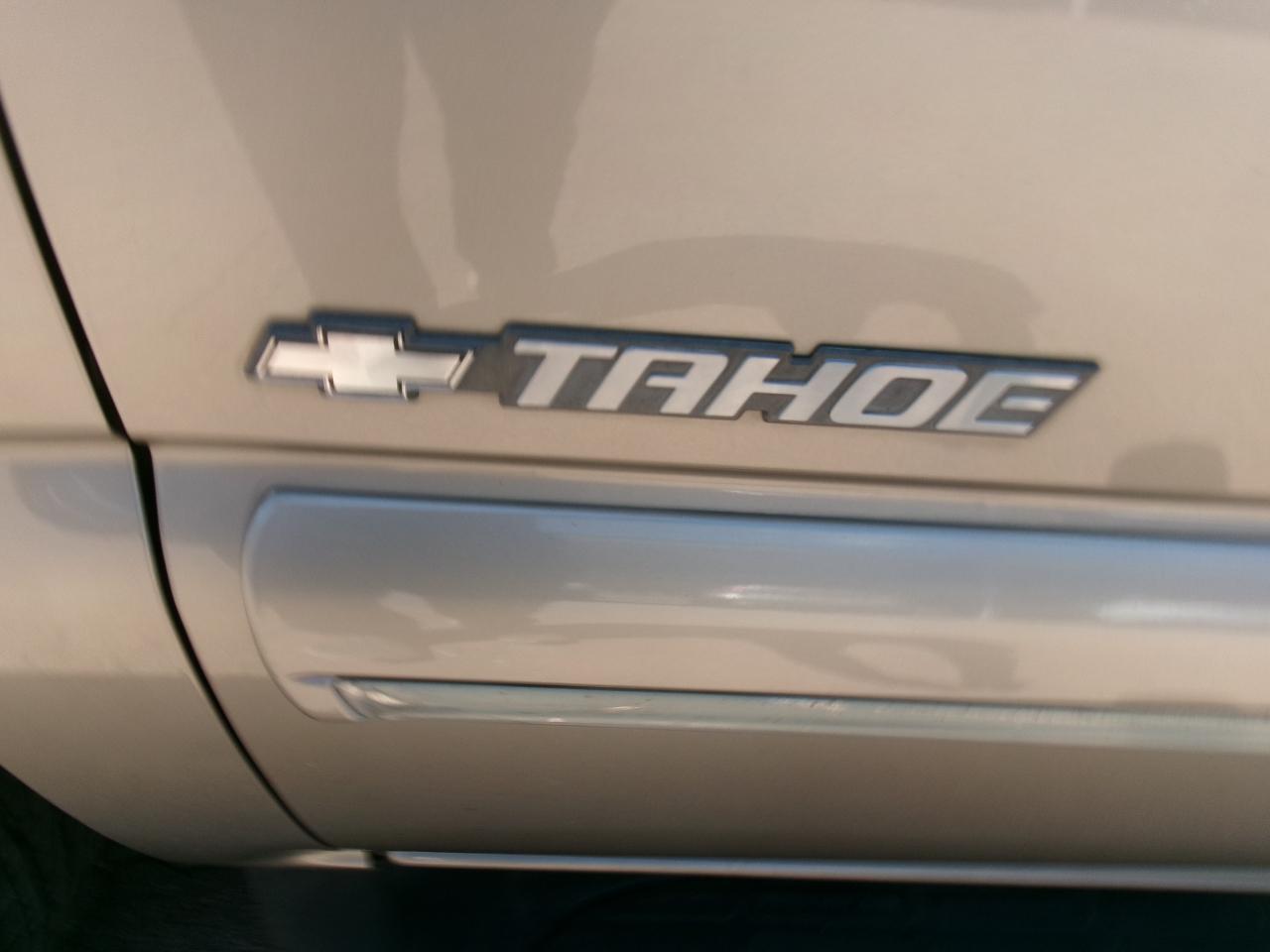 Chevrolet Tahoe 2WD 2002