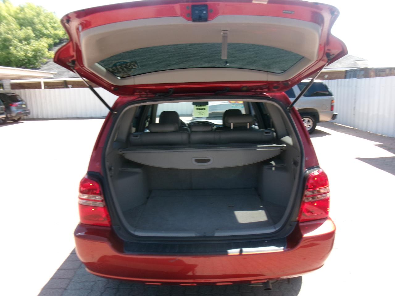 Toyota Highlander V6 2WD 2003