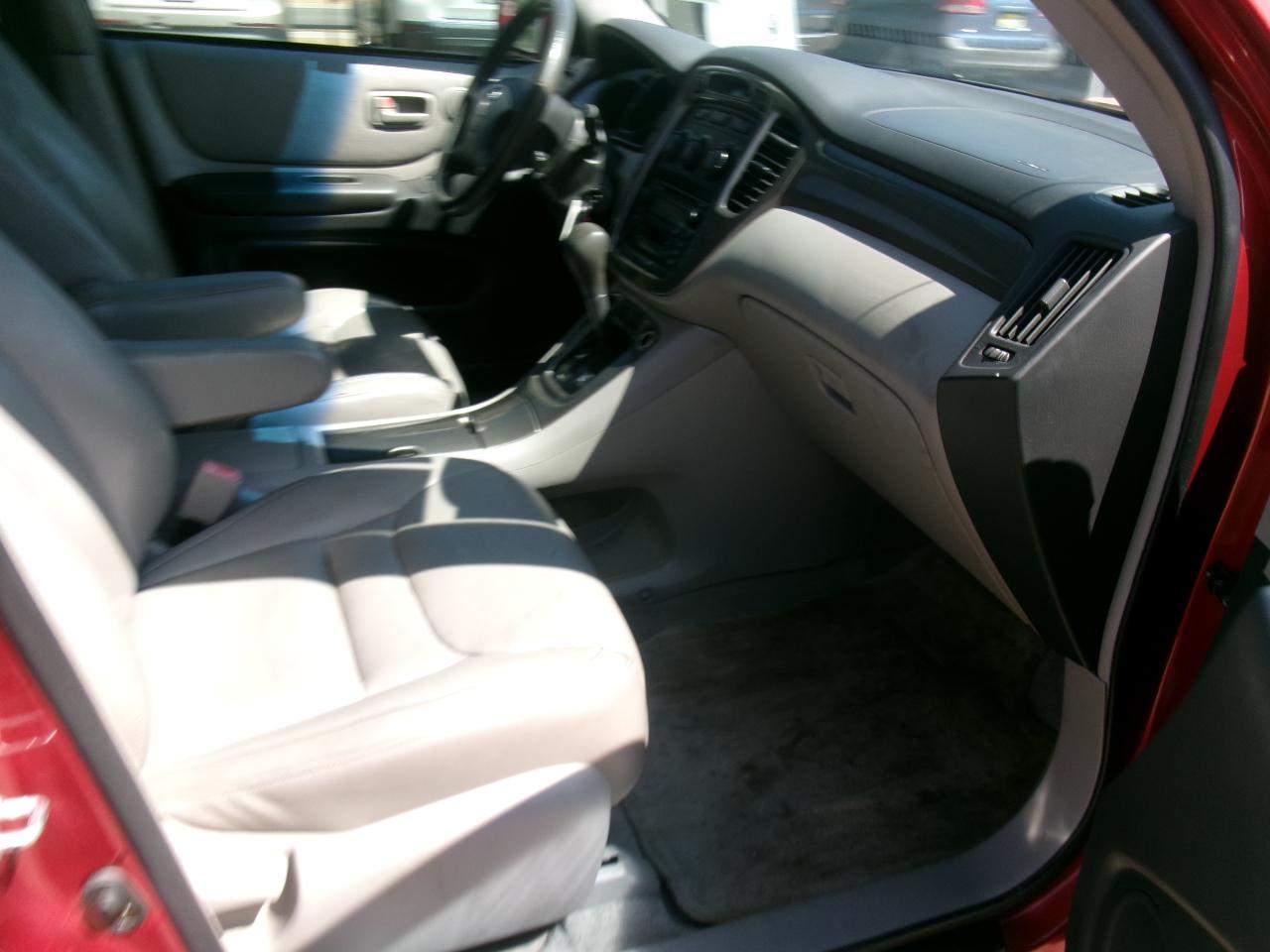 Toyota Highlander V6 2WD 2003